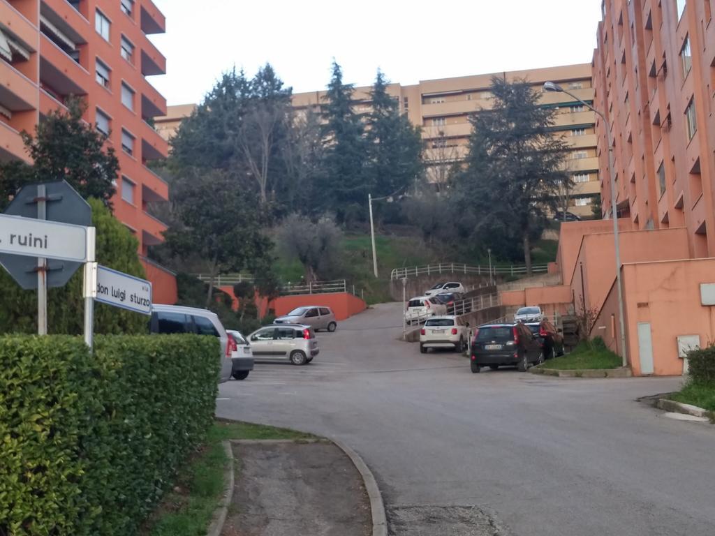 פרוג'ה Accogliente E Ospitale B&B מראה חיצוני תמונה