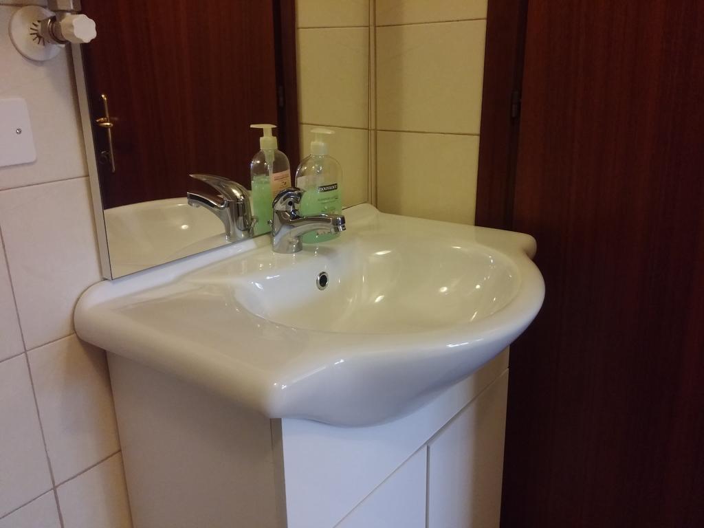 פרוג'ה Accogliente E Ospitale B&B מראה חיצוני תמונה